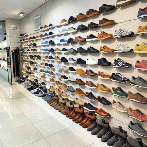 بهترین فروشگاه کفش و کتونی در کرج تهران