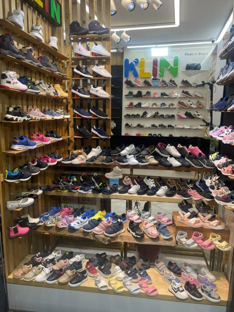 برترین فروشگاه کفش بچگانه برزیلی klin در تهران خیابان بهار | کفش فروشی پاپا