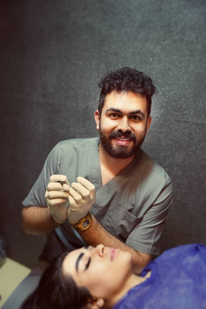 بهترین مرکز تخصصی کاشت مو و ابرو سبک چهار زاویه در شیراز