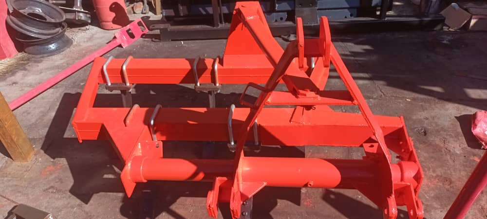 ساخت ادوات کشاورزی زراعی و باغی مناسب با نیاز کشاورز و نوع تراکتور در سراسرکشور