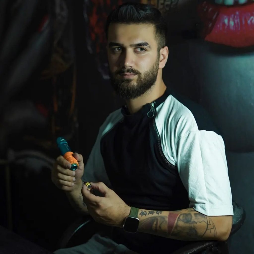 سینا تتو کردستان – بهترین تتوکار و آموزش صفر تا صد تتو در سنندج