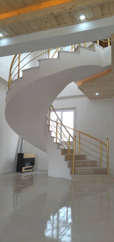 معمار ساختمان – ساخت و ساز (آرماتوربندی دیوار چینی بتن ریزی سربندی چوبی و فلزی ) در بندرانزلی