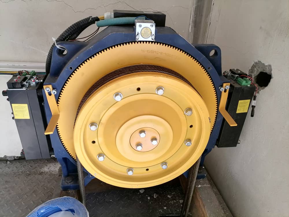 متخصص نصب تعمیر و سرویس نگهداری آسانسور تعمیرات موتور در تهران